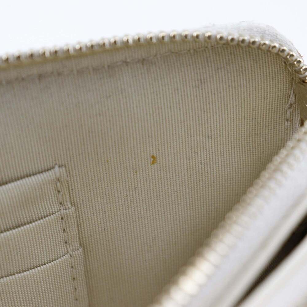 CHANEL White Deauville Shoulder Bag - Picture 11 of 16
